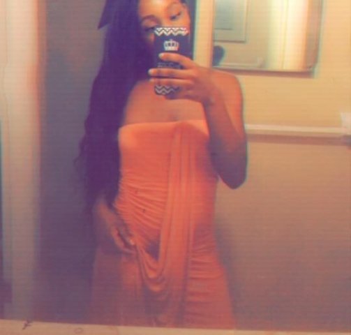 HORNY AFRICAN AMERICAN BABE 😍 NO GIMMICKS🚫 NO LAW ENFORCEMENT 🚫NO BARE! Massages,Girlfriend experienc available as well 💋come into the chocolat factory😍prices are $100+ for certain services dont hit me up if you dont got the funds hun😂 - 1