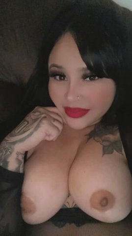 Petite Latina exotica - 1