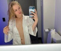 Petite blonde hair blue eyed 😈 - Image 2