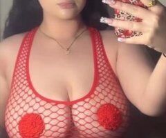 Thick wet drippy pussy latina 💦 super deep throat ready to satisfy your every need 💋 - Image 1