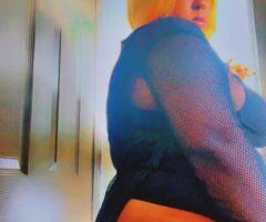 new in town come see me baby - Image 4