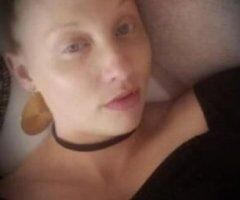 Louisville escorts - bombshell
