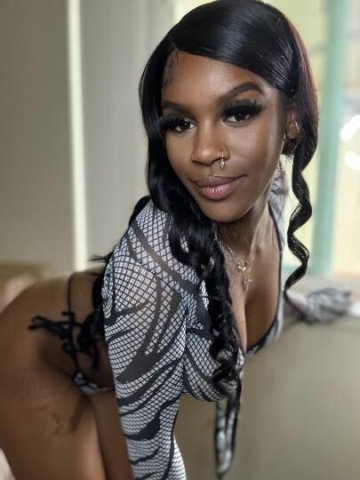 Slim + Tight Coco I’m The Perfect Treat For You 🍭 🍫 Incall + Outcall Available 🚘 - 1