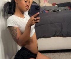 Little Rock escorts - please stop asking if i do anal lol no