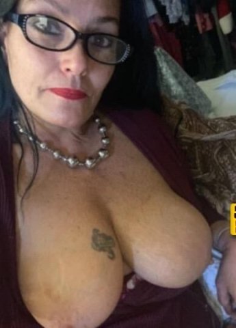 I LOVE FACIALS 👅👅. LETS GET NAKED - 1