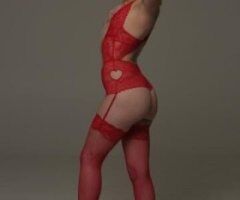 New To Town - Image 6