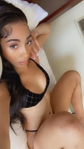 THE SWEETEST HONEY😝💦😻 - 1