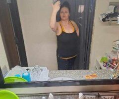 TEXT ON TELEGRAM👉@QUEEN9030 💋 MATURE SQUIRTER for TOE CURLING BODY-TINGLING EXPLOSION - Image 2