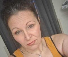 TEXT ON TELEGRAM👉@QUEEN9030 💋 MATURE SQUIRTER for TOE CURLING BODY-TINGLING EXPLOSION - Image 3