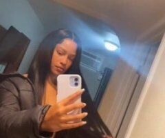 colombian mami💦🫶🏽visitng ask about my facetime shows and content💦💦😝🥳😋😋 - Image 7