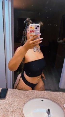 peaches n cream🍑🍦 - 1