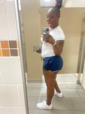 🎁💦🎁🌺🌹💦GOOD MORNING LET ME HELP YOU NUT DADDY big booty lala LET ME SUCK U TILL U HARD ASS SO Perfect PUSSY SO TIGHT N WET DONT MISS THIS WET PUSSY DADDY🎁🌹🎁🌹🎁💦🌺🌹🌺🎁 - 1