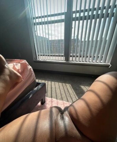 Young and thick 💞 - 1