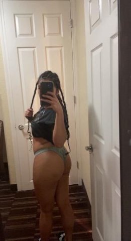 Cute Hottie 💃😍 Nice Body 💪🏽🍑 With Toe Curling Skills 👅🫦 READ FULL AD - 1