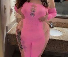 ✨THICK CURLY BRUNETTE BABE✨ - Image 2