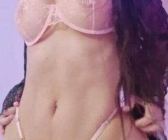 Sexy Latina - Image 2