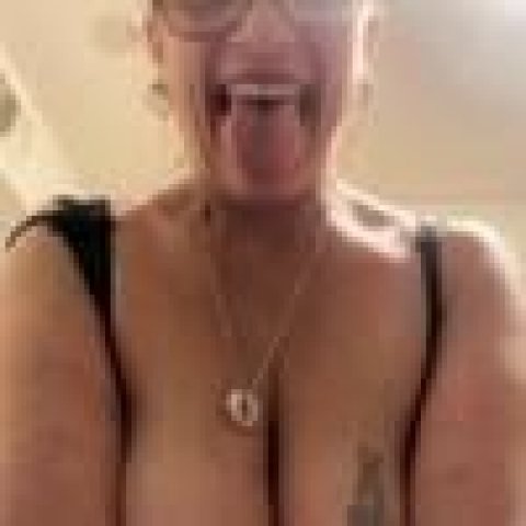 Mature woman wants to please you!! MILF,GILF, PAWG,BBW - 54 - 1