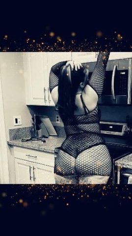 Booty Queen 🔥👑 Cutie with a Booty - 1