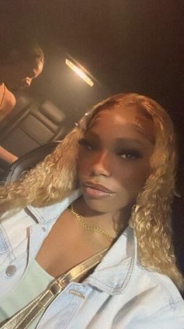 19 CLASSY AND A LITTLE SLUTTY 🩶I LIKE BIG SUGAR DADDYS 💰💰💰IM VERY FUN - 1