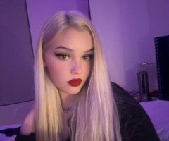 SEXY blonde in seattle here for a good time 💖🍬text me ❤ - Image 3