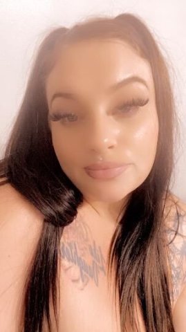 Freaky classy sexxy snow bunny and thick latina - 1