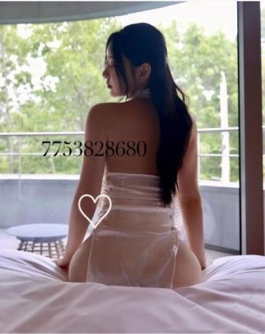 I am 23 years old cute Asian 🌸Sexy young and beautiful I provide full body massage /Nuru/Tantra massage /Stripper dance and GFE🌸 - 1