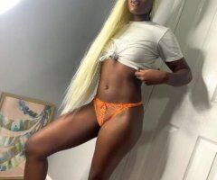 Tallahassee escorts - Come have fun with Lil Bit daddies