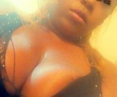 LONELY GIRL LOOKING FOR COMPANY N SOME FUN🪵 💦SPECIAL)TO GET THE 🙄💦💦INCALL SPECIAL💦💦🤯 😜 Cum get ur soul sucked out💦best throat goat 🍆HERE FOR A FUN TIME NOT A LONG TIME((SPECIALS)) - Image 3