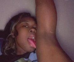 NYMPHO MILF EVERYDAY OUTCALLS🤪😋 - Image 4