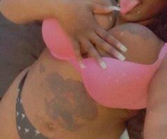 sexy chocolate and thick 💦 Cum enjoy all this wet fun daddy - Image 7