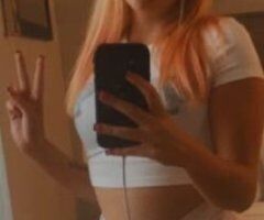 Wilmington escorts - Pretty Strawberry Blonde 😋🍓