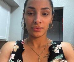 Houston escorts - soy una latina caliente hermosa deseando pasar la noche contigo amor llamame baby