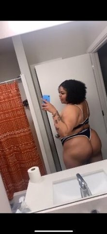 thick blasian babe 👅 - 1