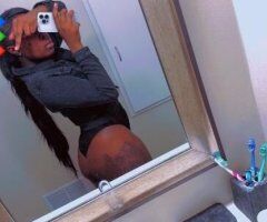 Milwaukee escorts - Chocolate Drop 🍫💦 Incalls