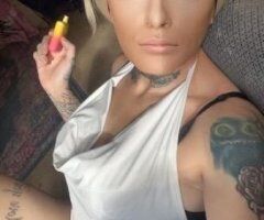 Buffalo escorts - monday funday 9-5