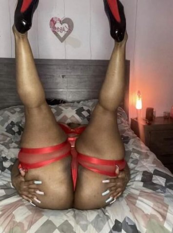 INCALL ONLY 👙👙BUSTY BIG BOOTY FREAK 👙👙 - 1