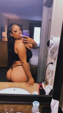 ✨👅Flexible Creamin_Goddess 🔥😋 with Magical_Mouth🥰👅 New In town. - 1