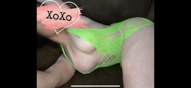 Last Night In Springfield💋💋 In/Out til Sunday Only! - 1