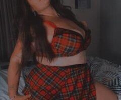 cum play with me 😘 - Image 2