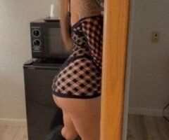 Petite snow princess ready to make you cum - Image 4