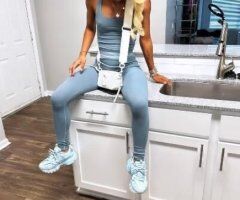 Yours Truly 🦋🩷Sexy 💋Seductive 🍒Southern Sweet 🍯Honey Babe 💦 Wet Pussy ☺ Cute Face 👄 Petite 💕Fun😃. - Image 2