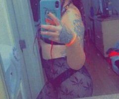 Louisville escorts - soaking wet and ready to play 👅