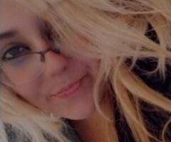 Tri-Cities escorts - IN JACKSON TN HELP ME WITH ROOM