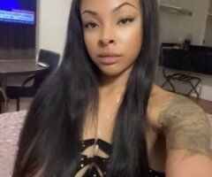 Los Angeles escorts - BJ Specials Back