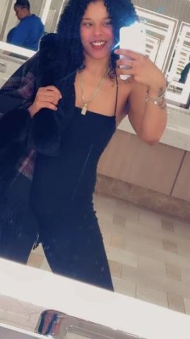 happy thanksgiving let's eat & party your vegas girl is available "outcalls only" - 1
