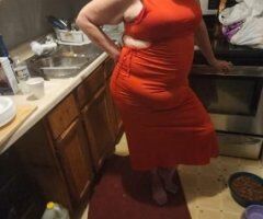 WEDNESDAY SPECIALS!! Mature woman looking for Mature men to satisfy your needs - Image 5