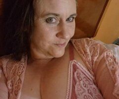 WEDNESDAY SPECIALS!! Mature woman looking for Mature men to satisfy your needs - Image 7