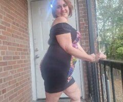 WEDNESDAY SPECIALS!! Mature woman looking for Mature men to satisfy your needs - Image 8
