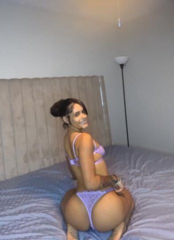 Im available now incalls/outcalls - 1