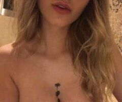 Both incall and outcall are available - Image 3